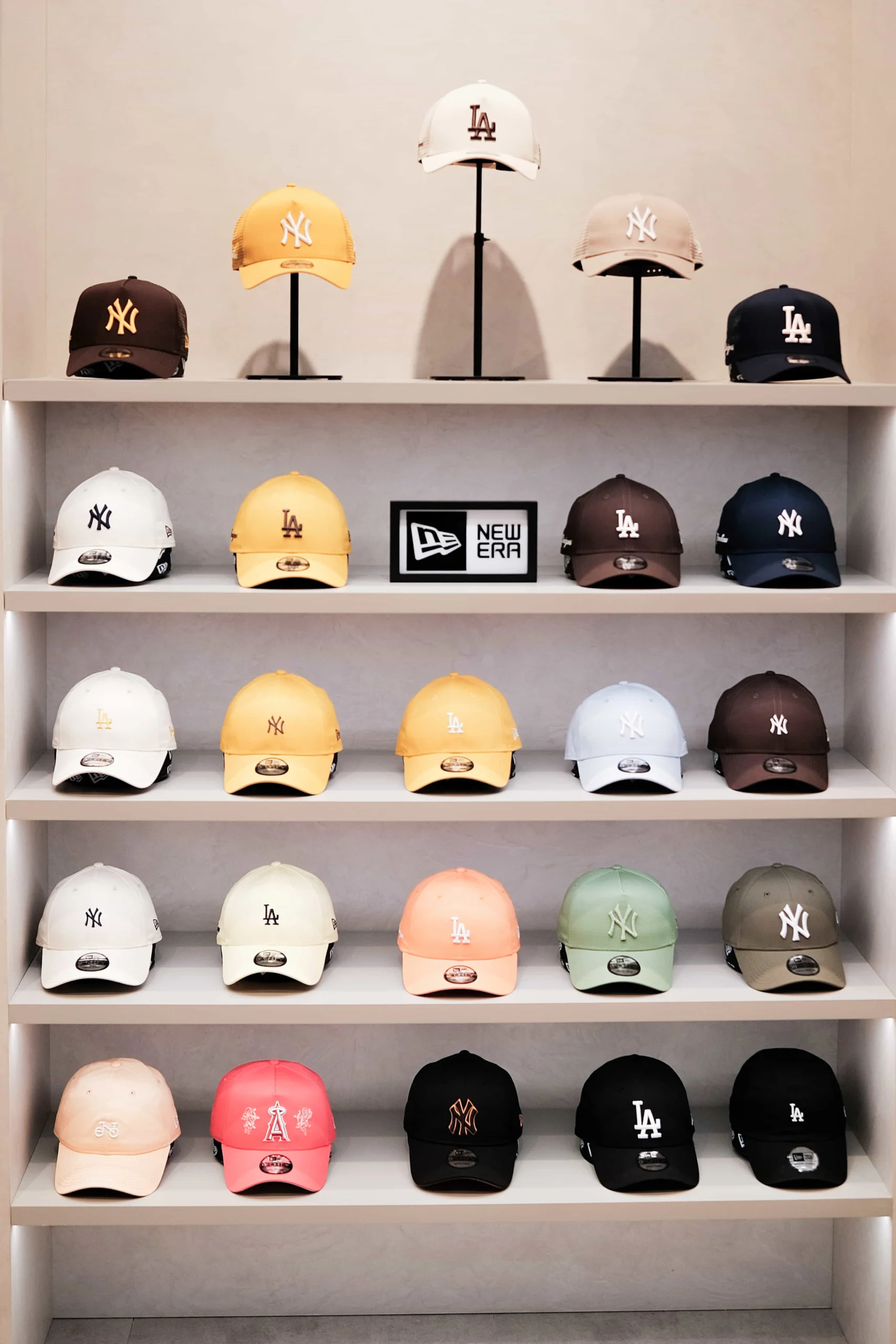 Baru di Grand Galaxy Park: The Foodhall, Boots, hingga New Balance Hadir Bikin Makin Seru! Baru di Grand Galaxy Park: The Foodhall, Boots, hingga New Balance Hadir Bikin Makin Seru!