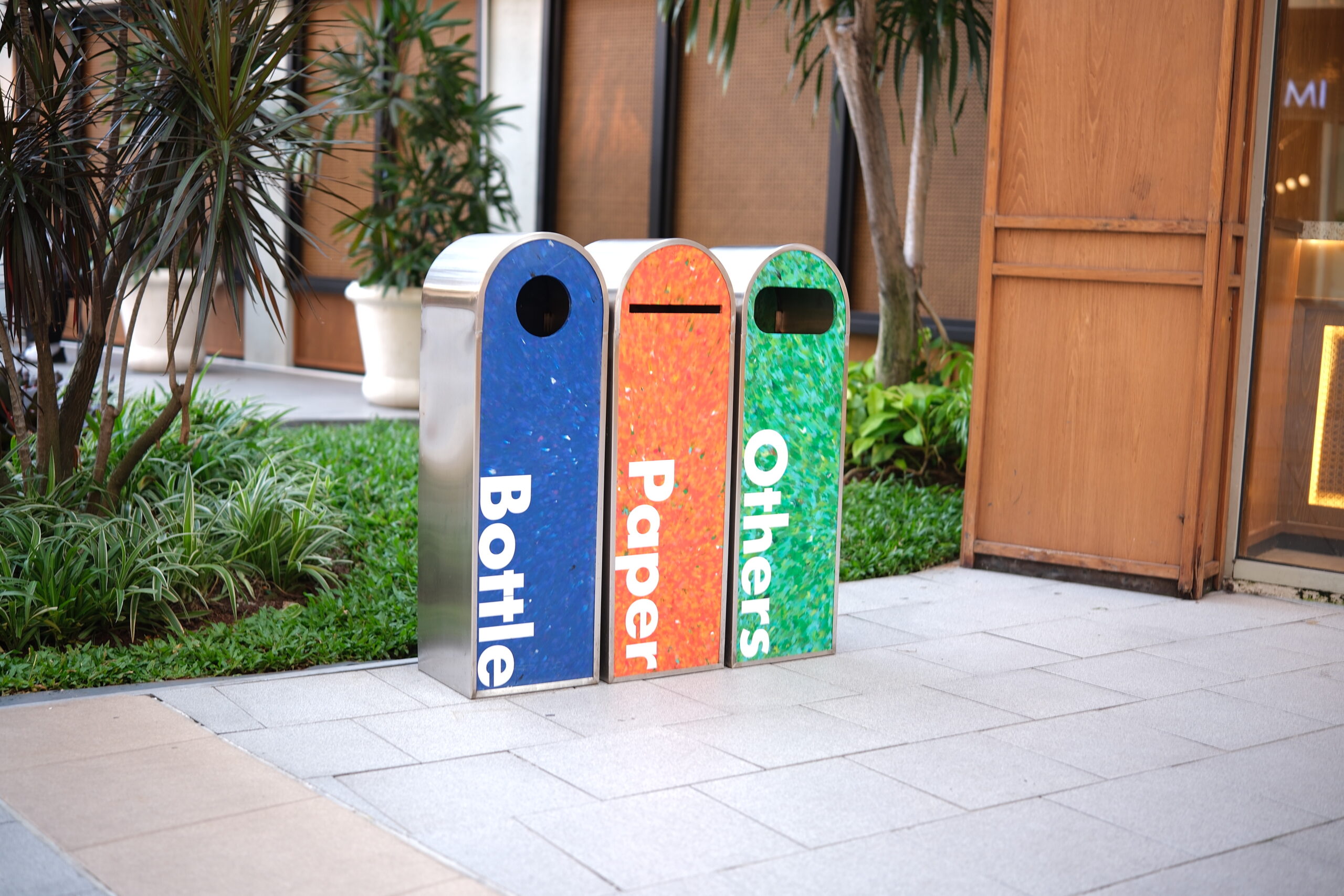 Grand Galaxy Park Ajak Pilah Tutup Botol Plastik untuk Selamatkan Bumi