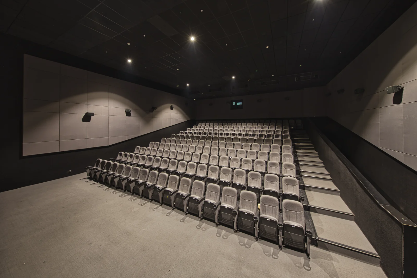 Nonton Bioskop Cuma Jigo di FLIX Pas Cinema Day! - Grand Galaxy Park
